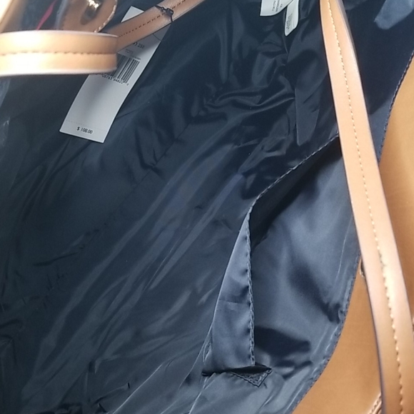 Tommy Hilfiger Large Bag with pouch - Picture 3 of 8